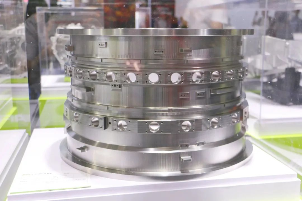 Broad Industry Adaptability of The AFMING GMU-800 5-axis machining centers
